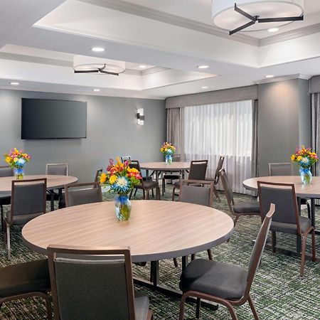 Hampton Inn Hartford Airport Windsor Locks Exterior photo